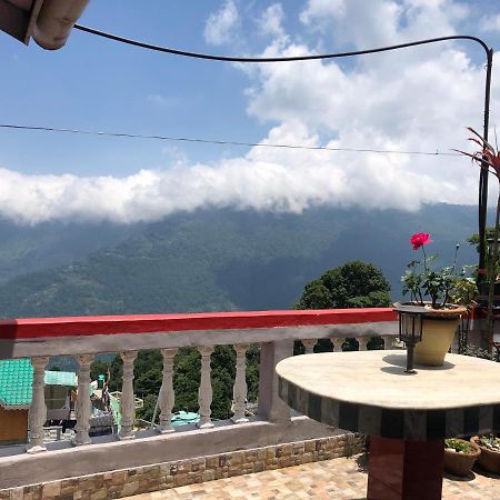 Raibas Homestay Νταρτζίλινγκ Εξωτερικό φωτογραφία